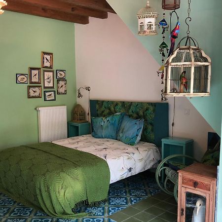 'La Menagerie' Bed and Breakfast Châteauvieux Εξωτερικό φωτογραφία